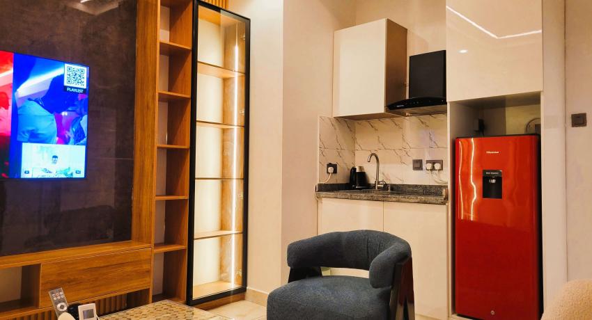 One Bedroom Apartment