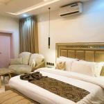 Executive Business Suite with Balcony