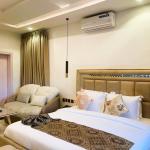 Executive Business Suite with Balcony