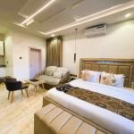 Executive Business Suite with Balcony